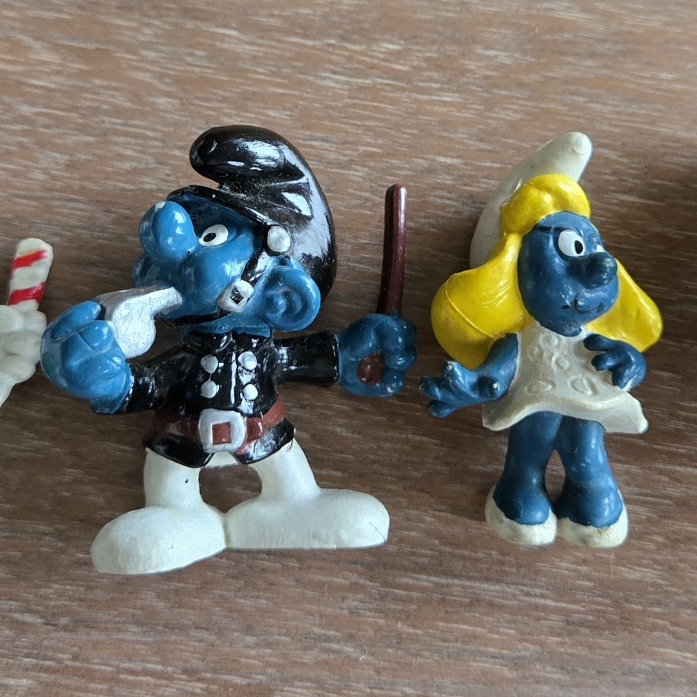 Smurfs Vintage Lot PVC Toy Figurine 1980 Schleich Peyo Clown Collect Nostalgia - Picture 11 of 11